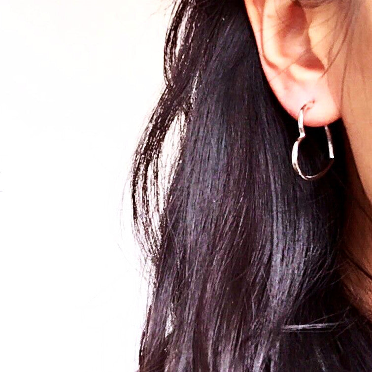 OPEN HEART EARRINGS