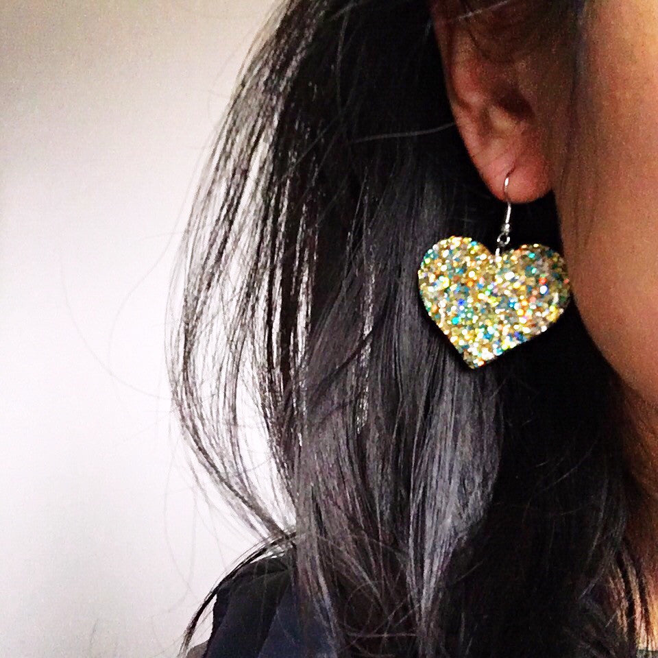GLITTER HEART EARRINGS