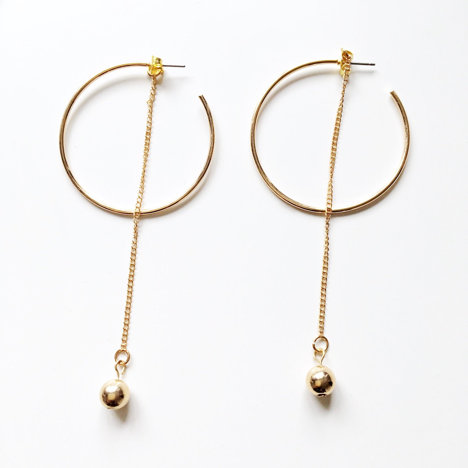 C SHAPE WITH BALL PENDANT HOOP EARRINGS