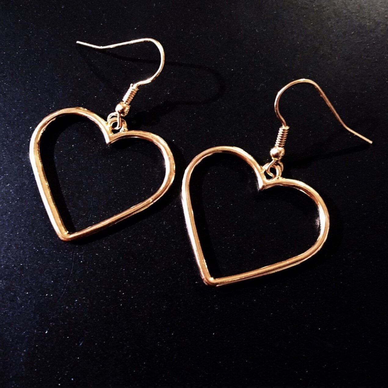 HEART PENDANT EARRINGS