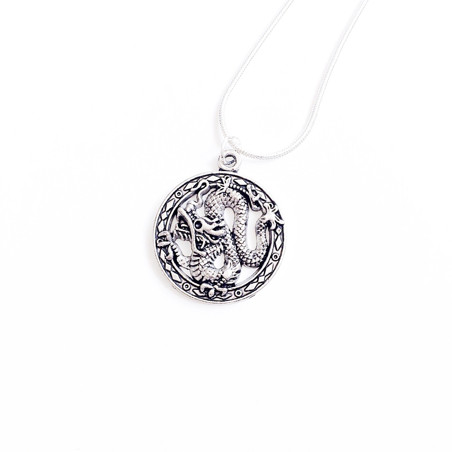 DRAGON PENDANT NECKLACE