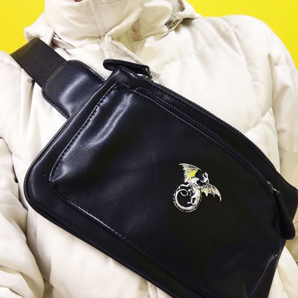 BLACK FAUX LEATHER DRAGON BELT BAG