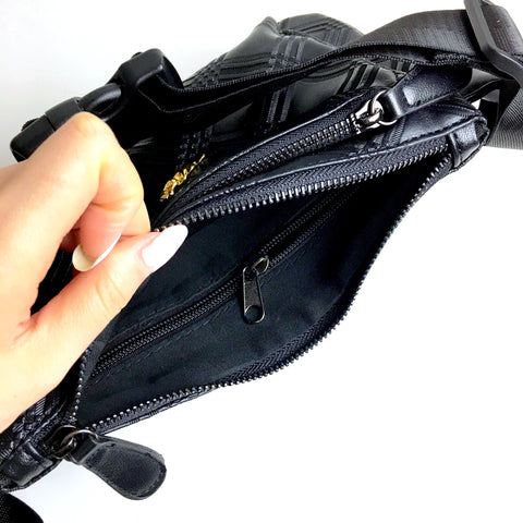 BLACK FAUX LEATHER ROSE BELT BAG