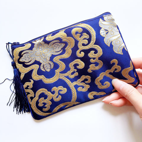 TRIBAL FLORAL EMBROIDERED SILKY PURSE BAG