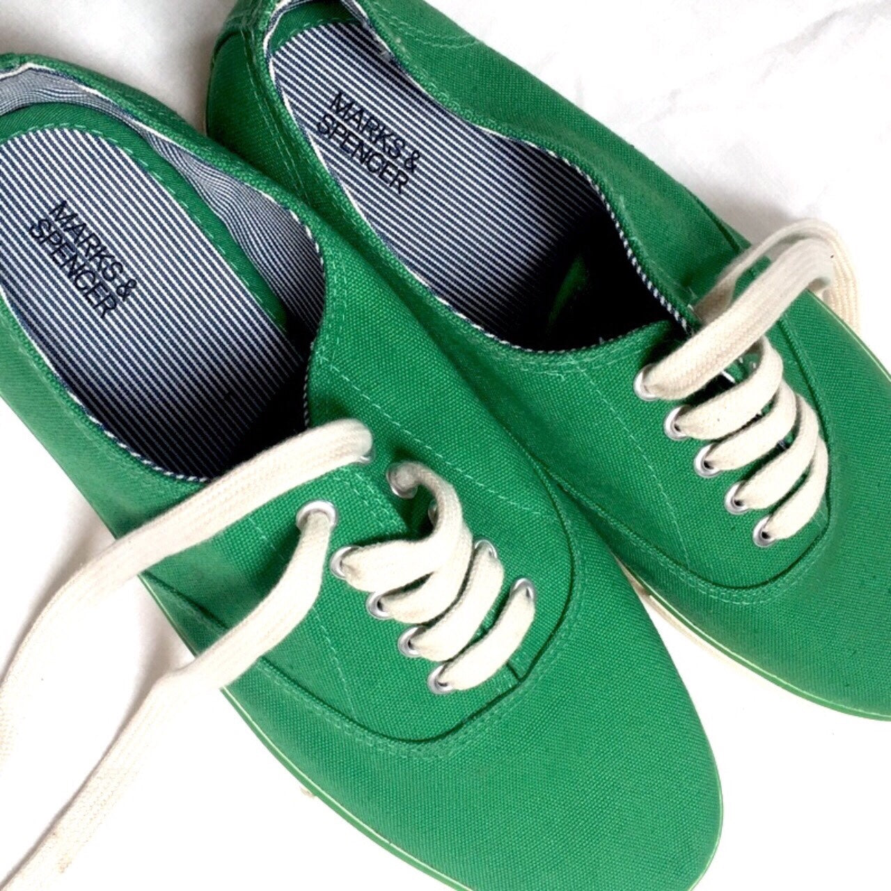 VINTAGE MEN UNISEX GREEN MARKS AND SPENCER SHOES SNEAKERS