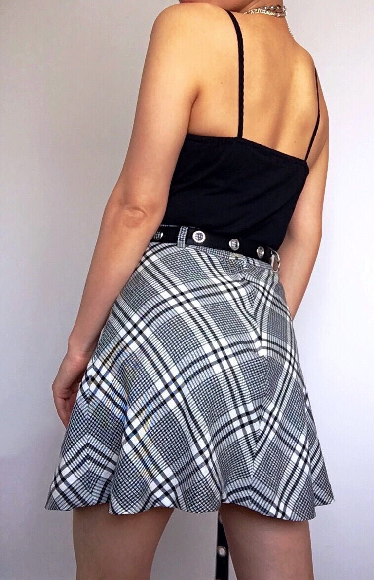 90S 00 Y2K V NECK TRIM DETAILED NECKLINE CAMI COTTON VEST TOP