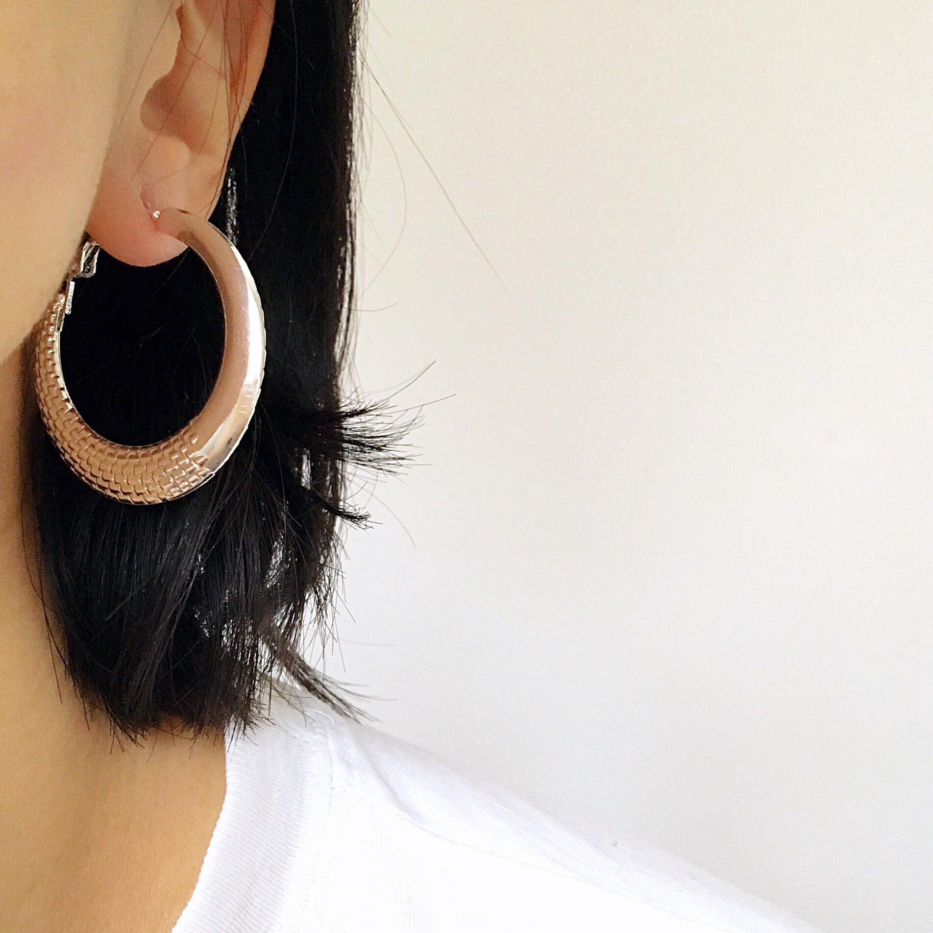 FLAT THICK PATTERN HOOPS EARRINGS