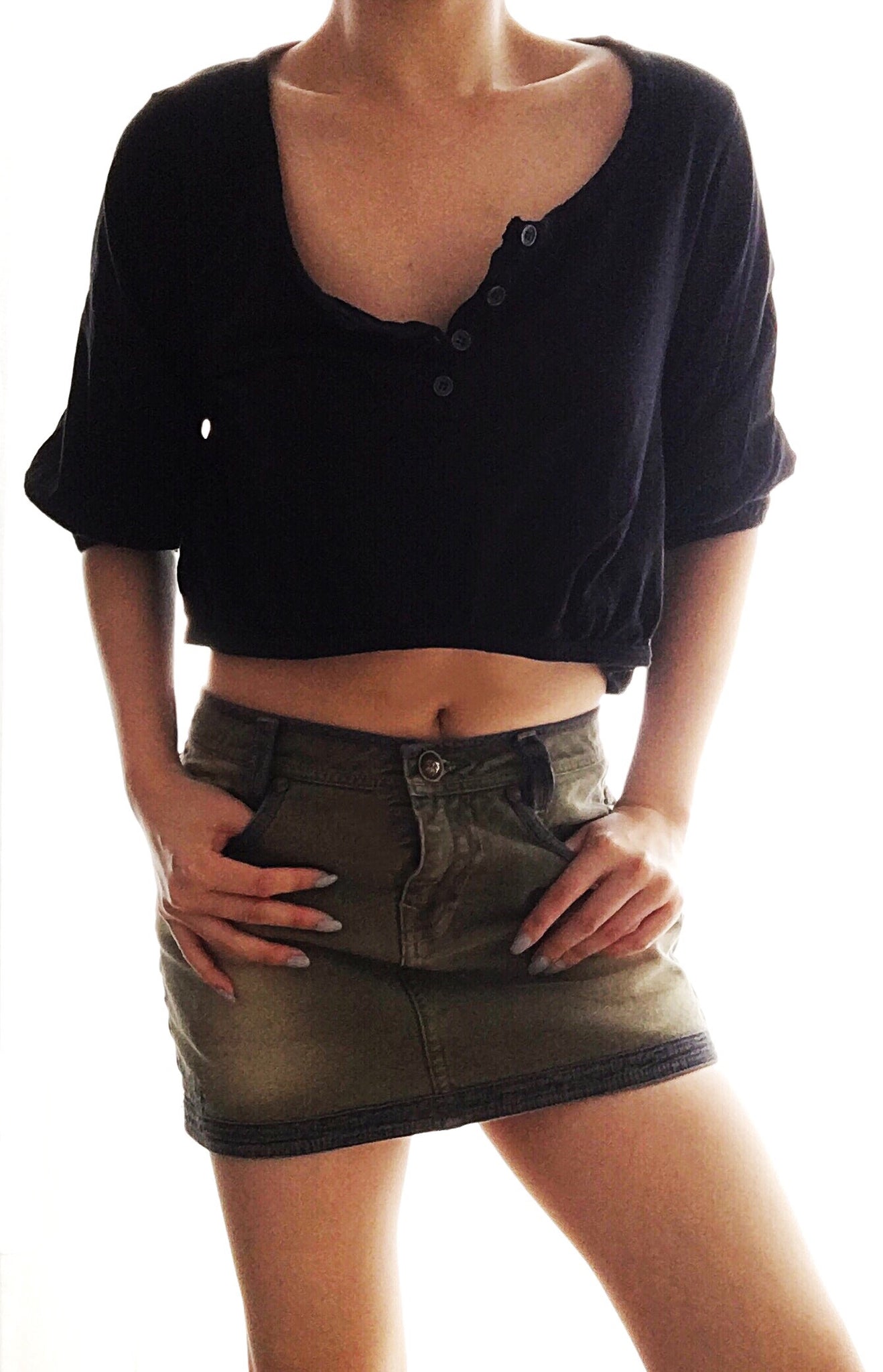 VINTAGE PUFF SLEEVES CROP TOP