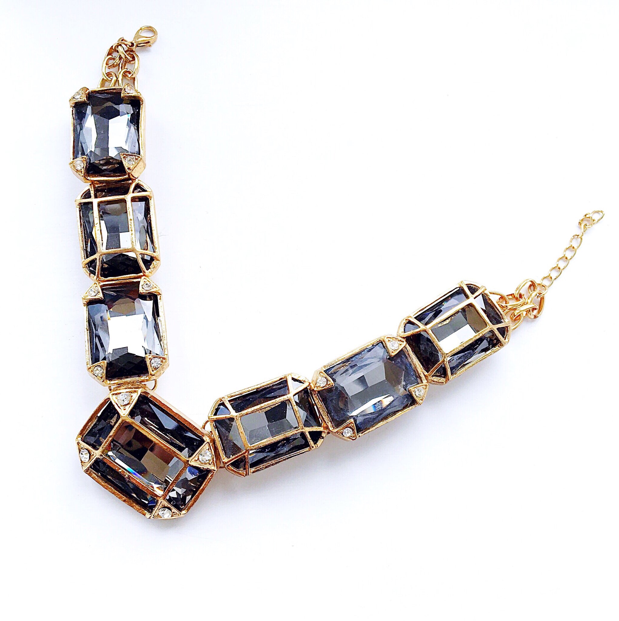 ONLY ONE GREY NIGHT CHOKER SHORT NECKLACE