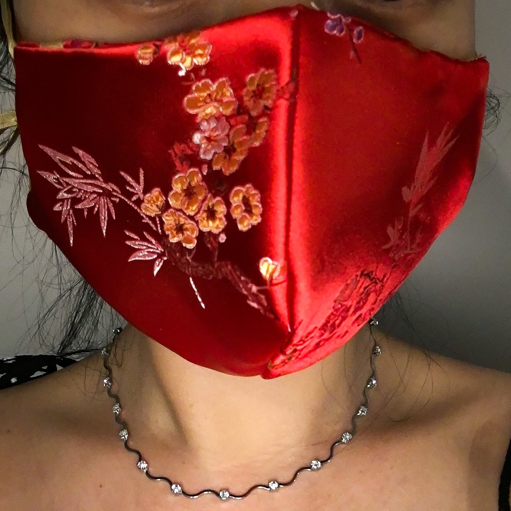 RED ORIENTAL FLORAL SATIN 3 LAYERS WITH FILTER POCKET FACE MASK