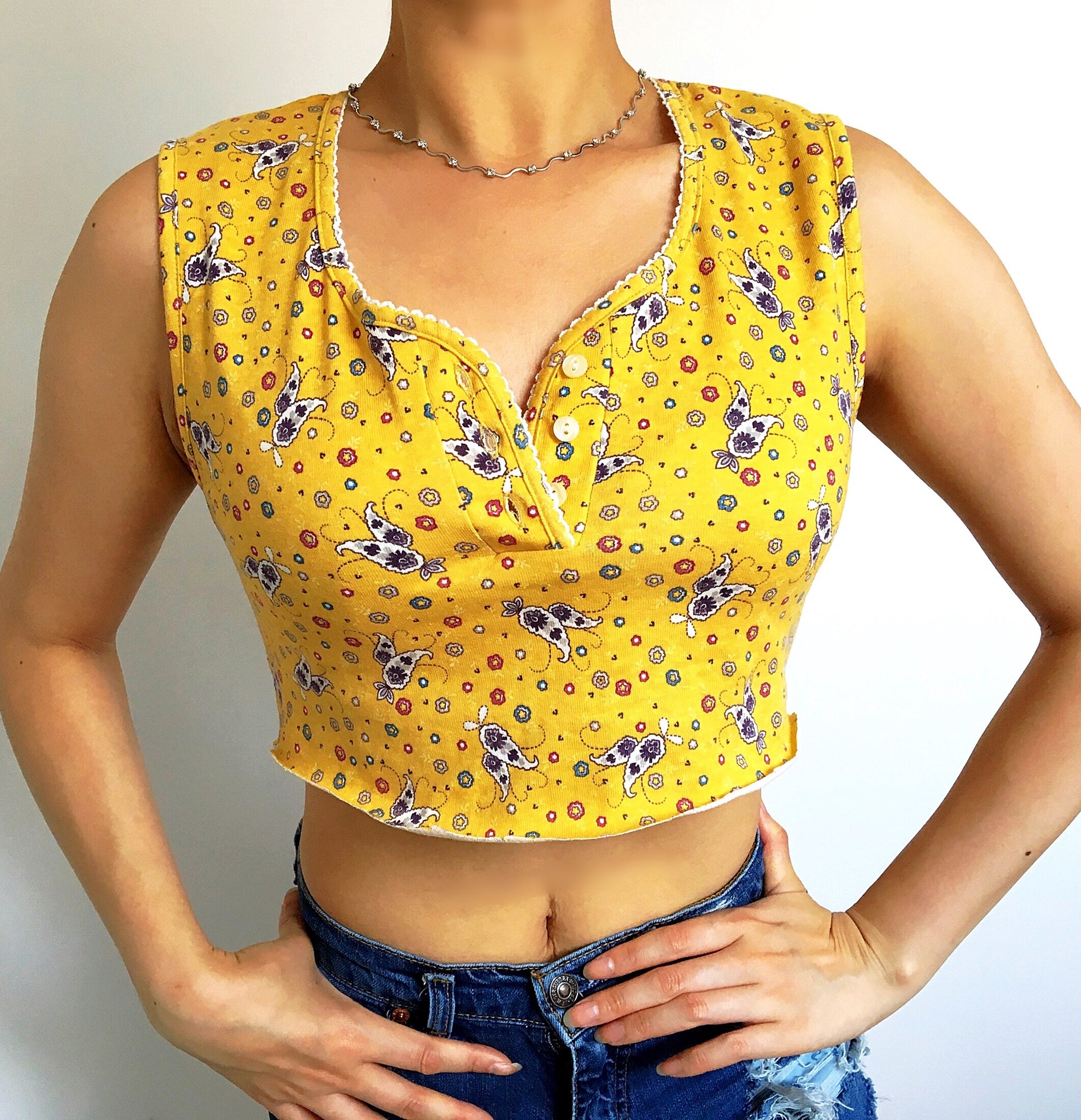 VINTAGE 90s FLORAL PRINT SCALLOP EDGE NECK CROP VEST TOP