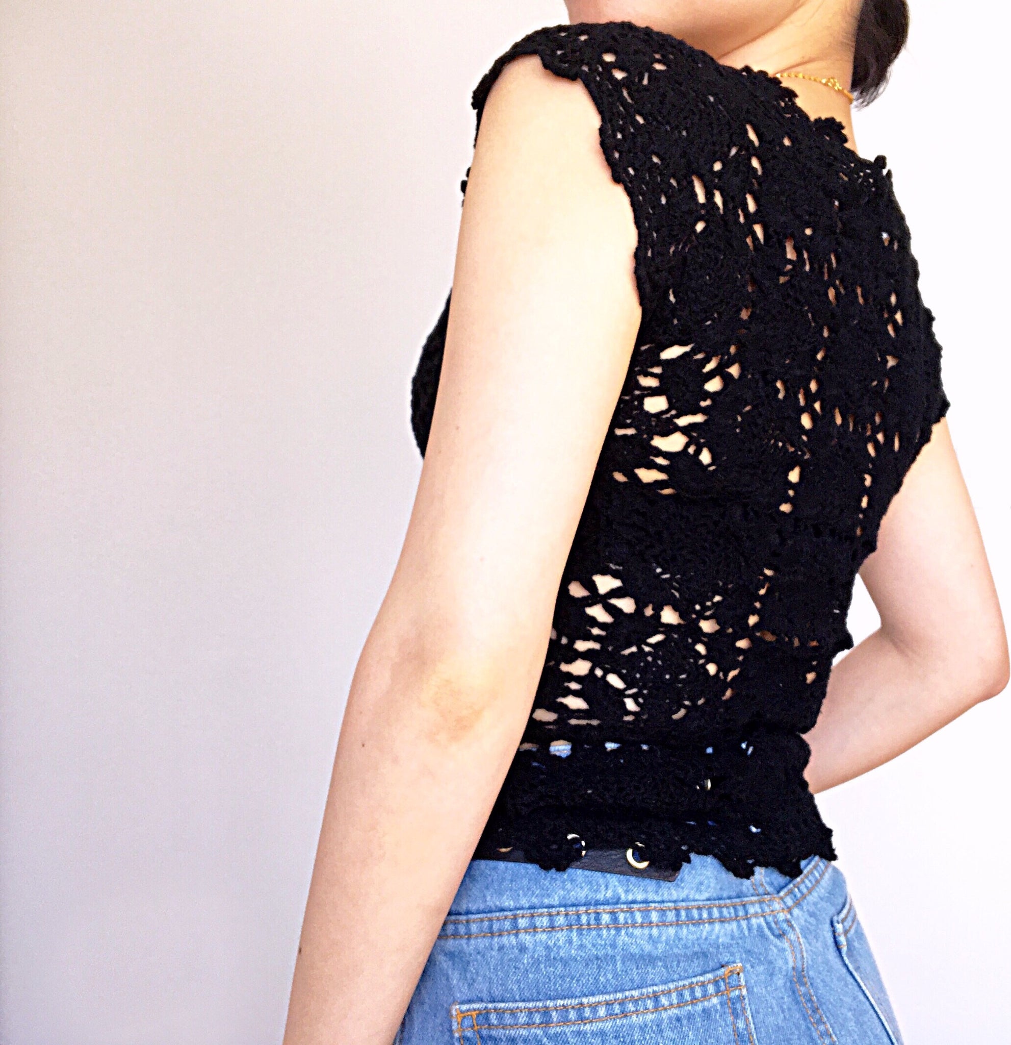 CROCHET KNIT V NECK VEST TOP