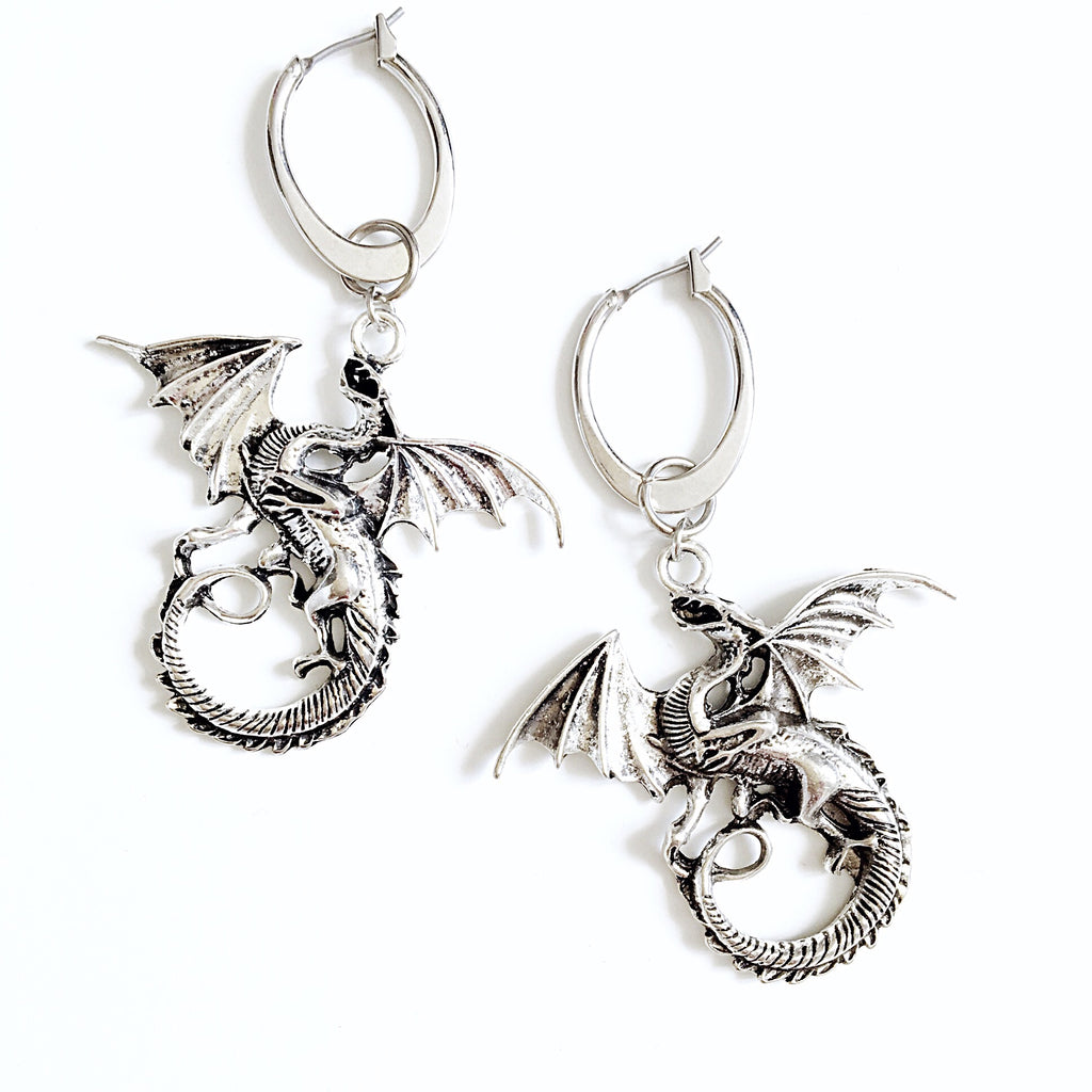 Y2K 2000S 90S STYLE SILVER LARGE DRAGON LARGE HOOP EARRINGS