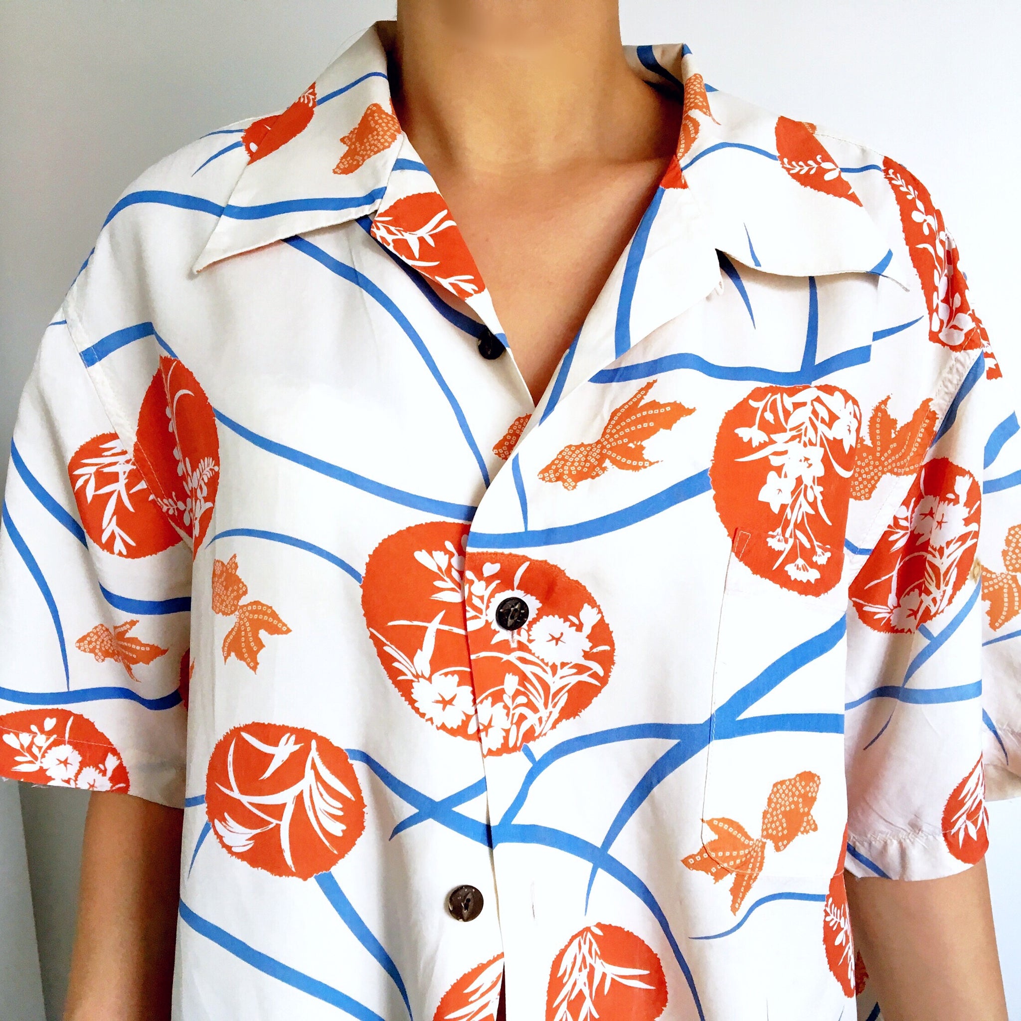 90S Y2K VINTAGE UNISEX JAPANESE  GOLD FISH  SHIRT TOP
