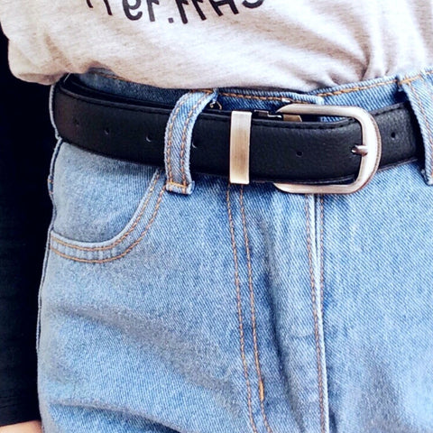 SIMPLE BLACK FAUX LEATHER BELT