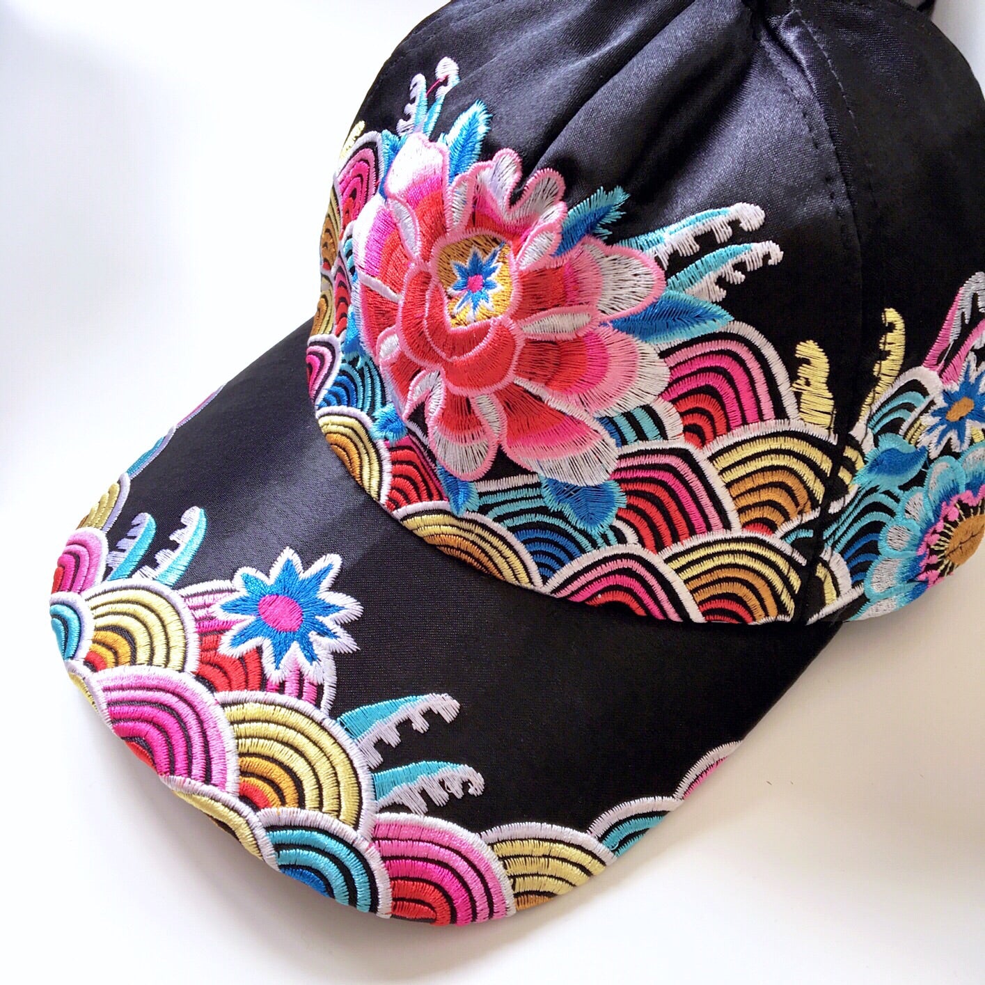 WAVES FLORAL CAP HAT