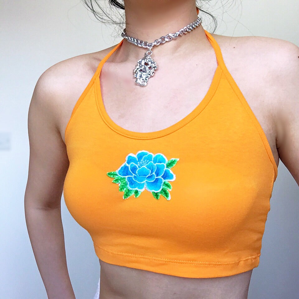 LILY FLORAL STRETCHY HALTER NECK TIES CROP TOP