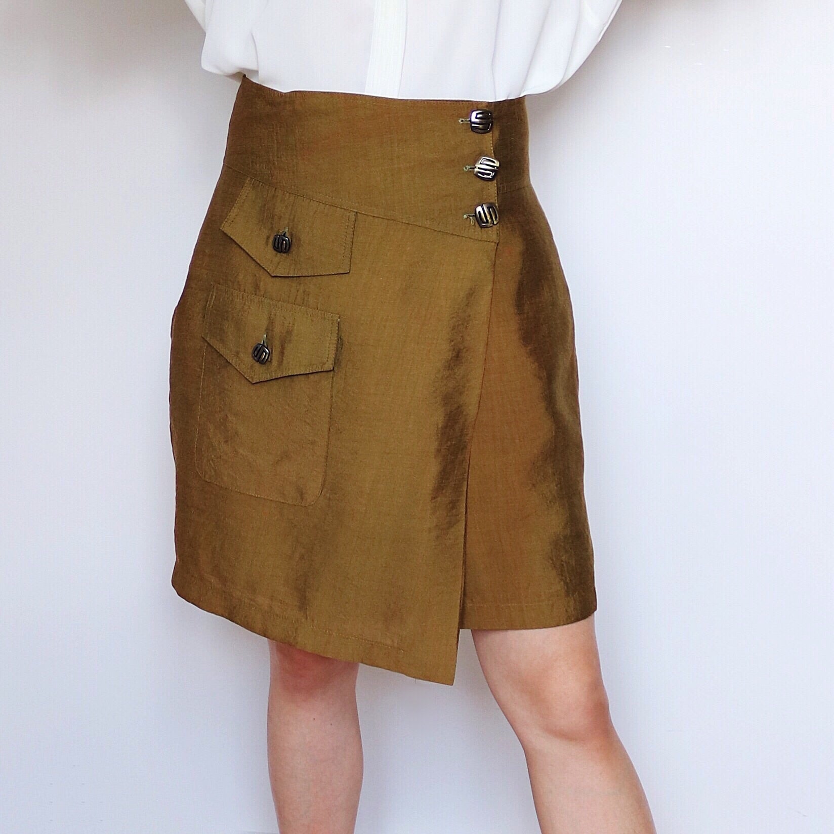 VINTAGE BUTTONS WRAP POCKET SKIRT