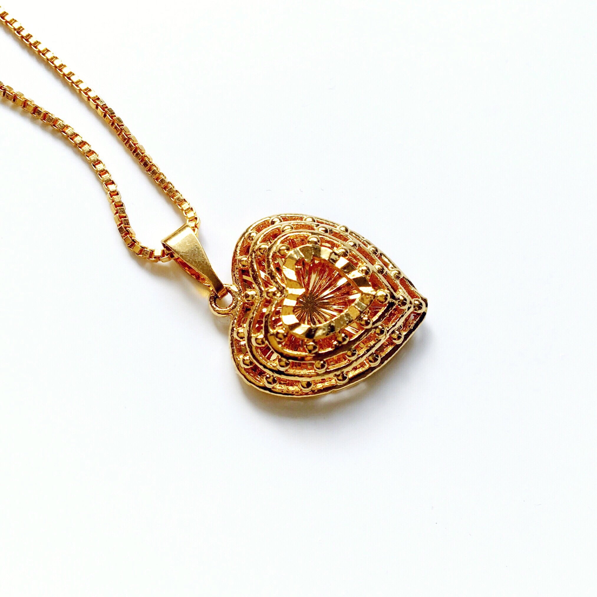 HEART HEARTS PENDANT NECKLACE