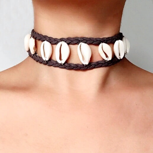 TRIBAL BOHO SHELL CHOKER NECKLACE